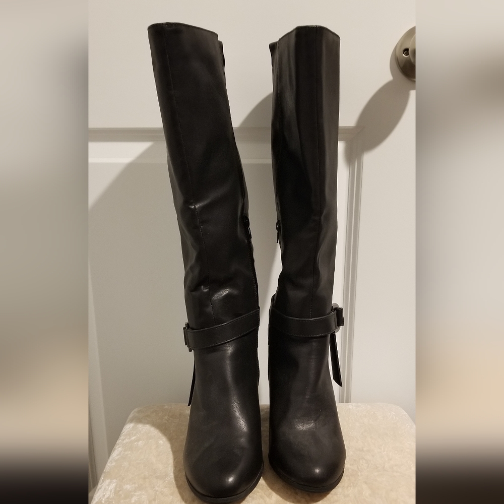 Rampage Boots